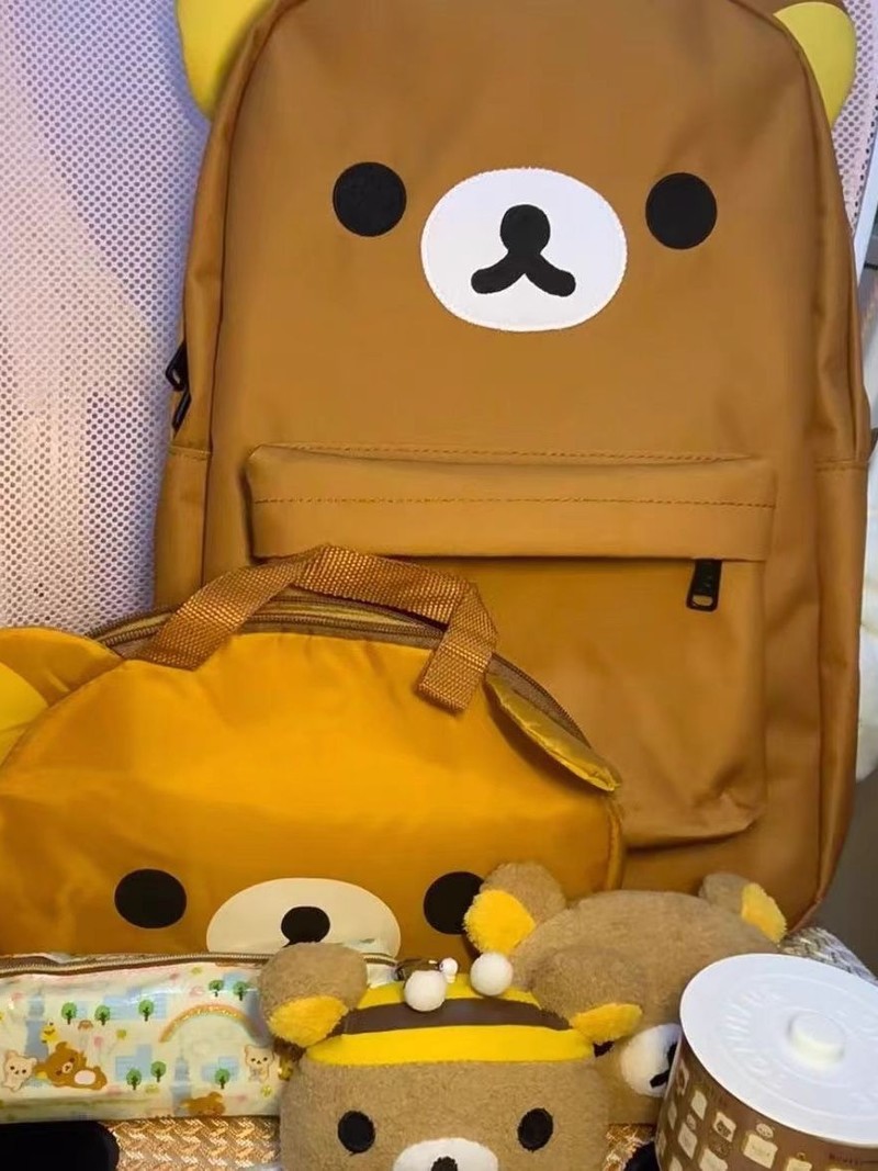 新しいバックパックかわいいヒグマ大容量漫画和風カジュアル多用 - Travel Accessories In Japan のレビューと価格