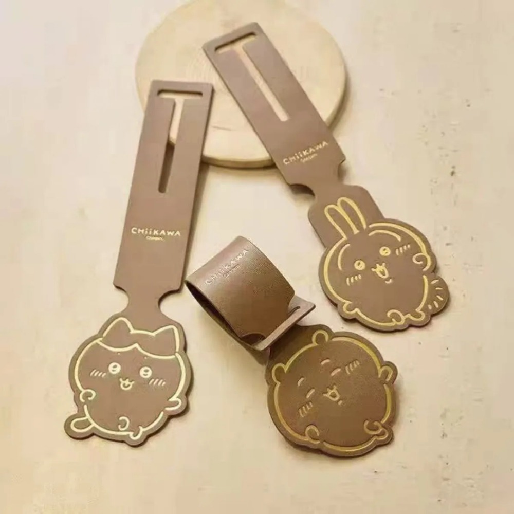 かわいい革製荷物タグ ゴールド刻印 キュートなちいかわうさぎ - Travel Accessories In Japan のレビューと価格