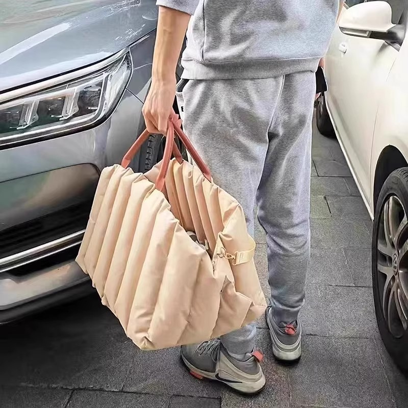 犬猫用キャリーバッグ、ポータブル犬用カーシート、ハンドヘルド - Travel Accessories Dog のレビューと価格