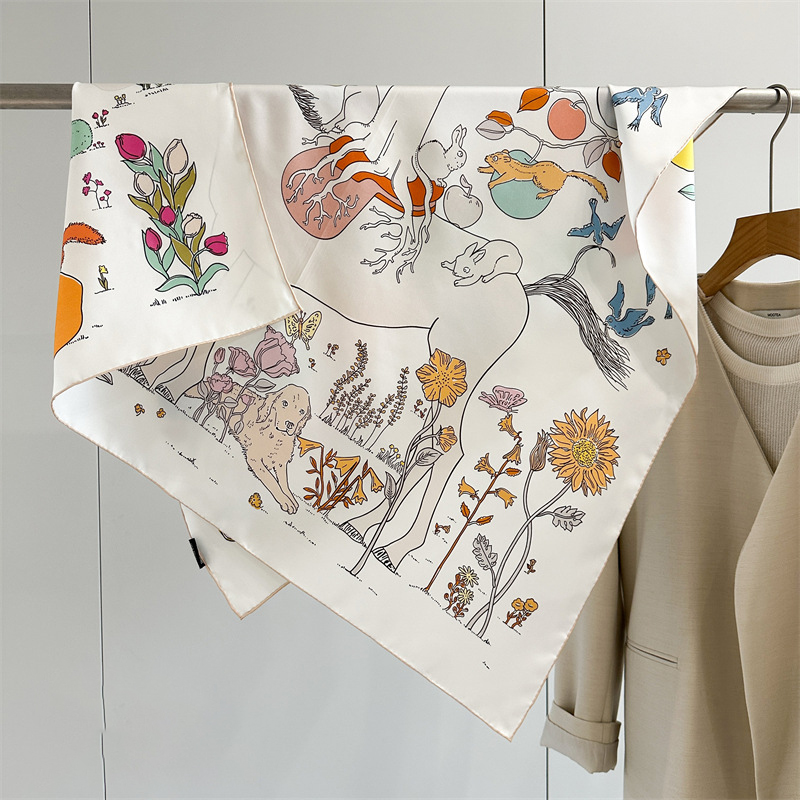 AB フェイスプリントシルクスカーフ 18 ミリメートル女性 - Travel Accessories Designer のレビューと価格
