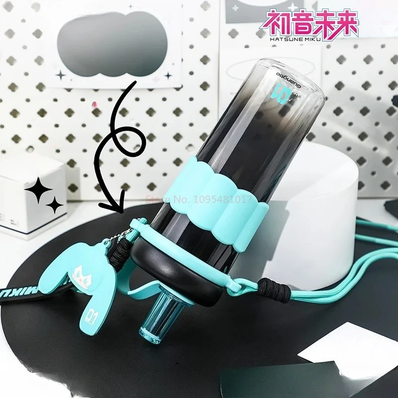 初音ミク アニメグッズ 旅行用スポーツウォーターカップ かわ - Travel Accessories In Japan のレビューと価格